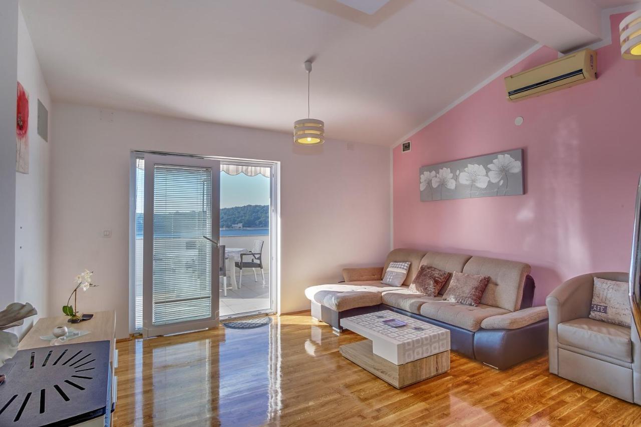 Apartments Zerjav Mali Losinj Exterior photo