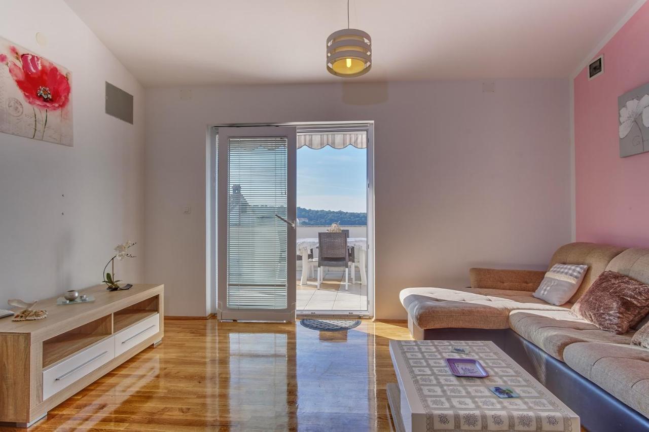 Apartments Zerjav Mali Losinj Exterior photo